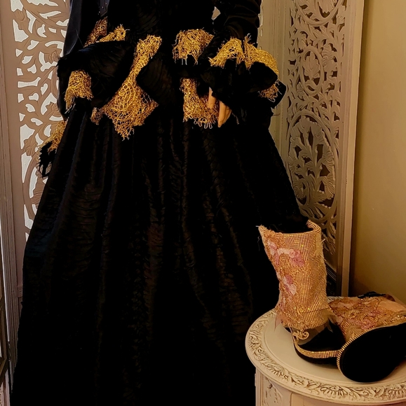 The "Letty" Black & Gold Gothic Romance Wedding Ballgown Set - Picture 2 of 14